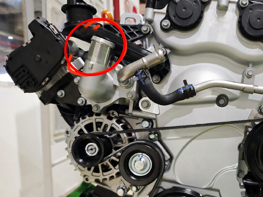 汽車發(fā)動機 汽車發(fā)動機